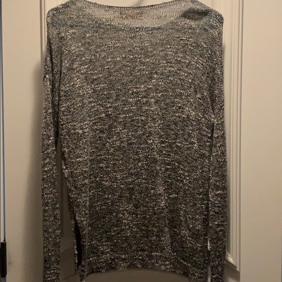 Sweater - Picture 4 of 5